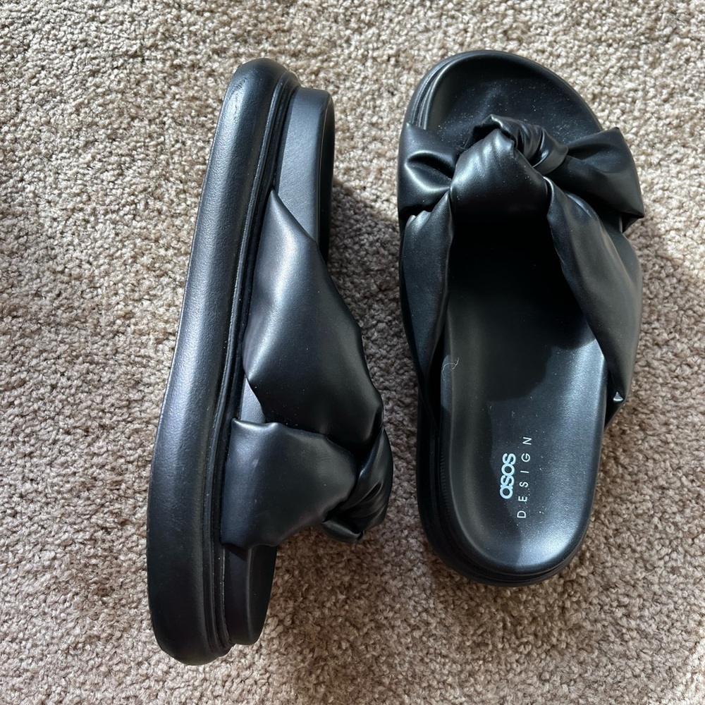 Chunky leather Black Slides